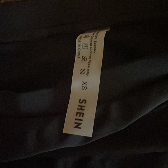 Shein skort - Picture 3 of 3